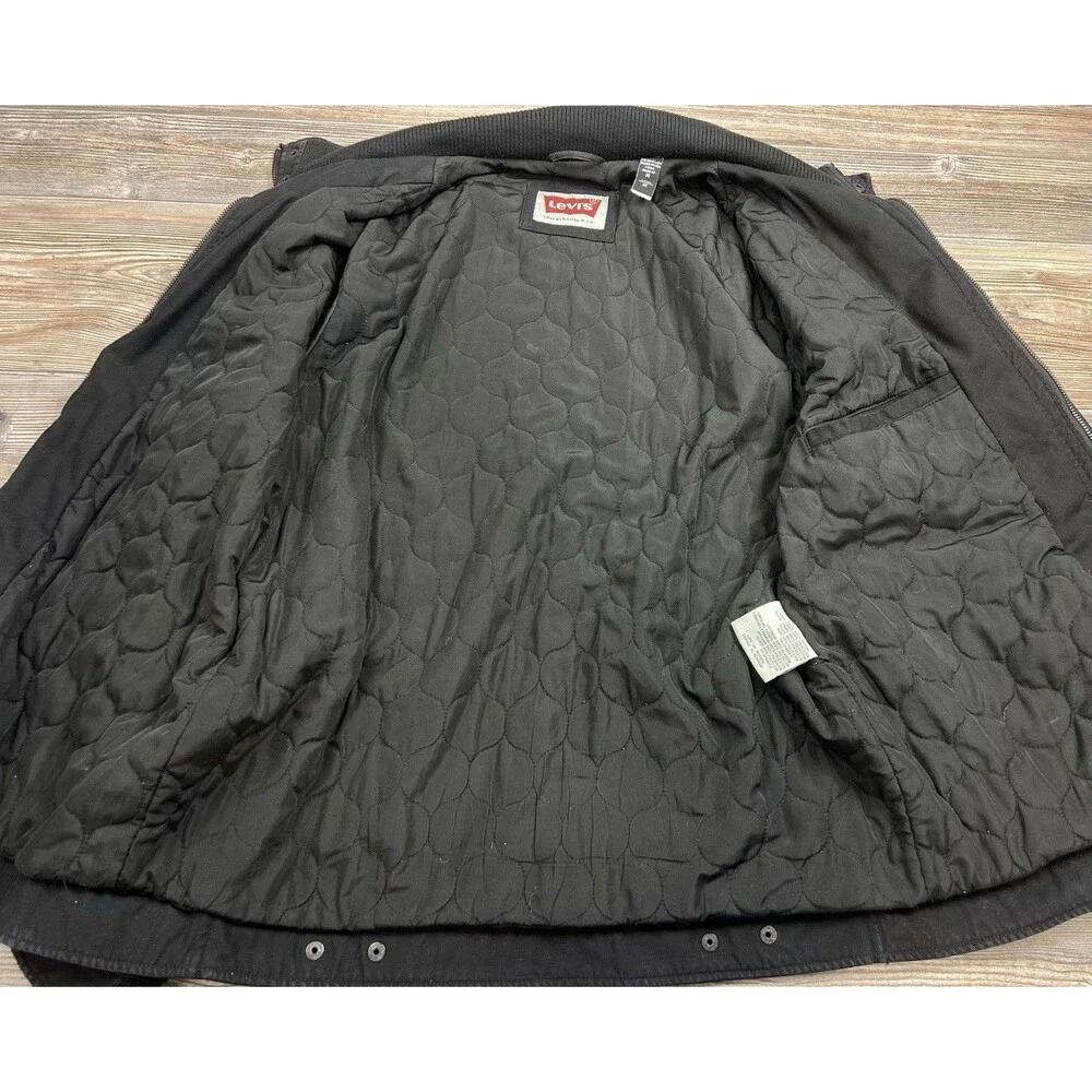 Levi's Jacket Mens M Black Soft Cotton Quilted Lining Casual Utility Casual Work